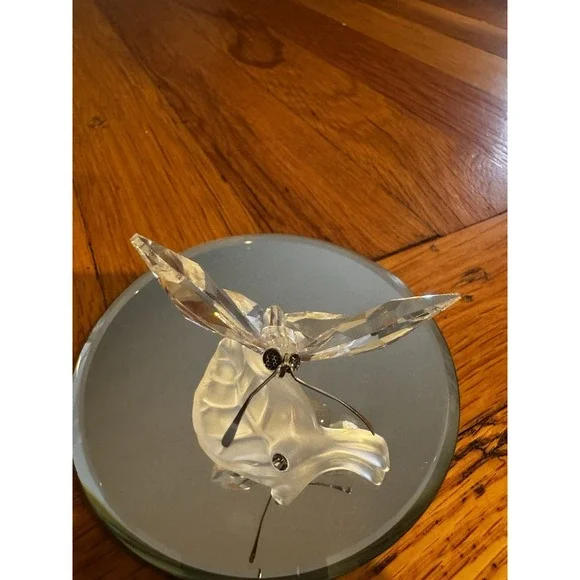 Swarovski Crystal Butterfly On‎ Leaf 7615 000 003 In Box Vintage